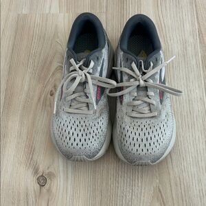 Brooks Ghost 16 - Womens